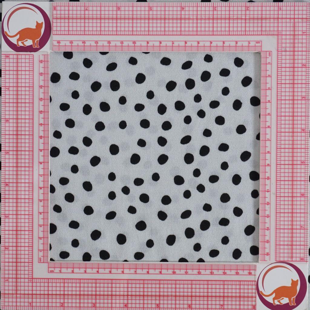 Preview: Viskose Druck Crepe Tupfen schwarz weiß – ECOVERO™